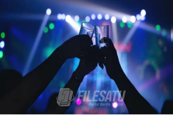 Maraknya Miras Bebas Masuk Hiburan Malam