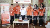 Wakil Bupati berfoto bwrsama usai terima audiensi dari Badan Pusat Statistik (BPS) Kabupaten Sidoarjo di Rumah Dinas Wakil Bupati berfoto bwrsama usai terima audiensi dari Badan Pusat Statistik (BPS) Kabupaten Sidoarjo di Rumah Dinas