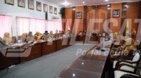Bupati Sidoarjo saat audiensi bersama Tim Dinas Lingkungan Hidup dan Kebersihan (DLHK) Bupati Sidoarjo saat audiensi bersama Tim Dinas Lingkungan Hidup dan Kebersihan (DLHK)
