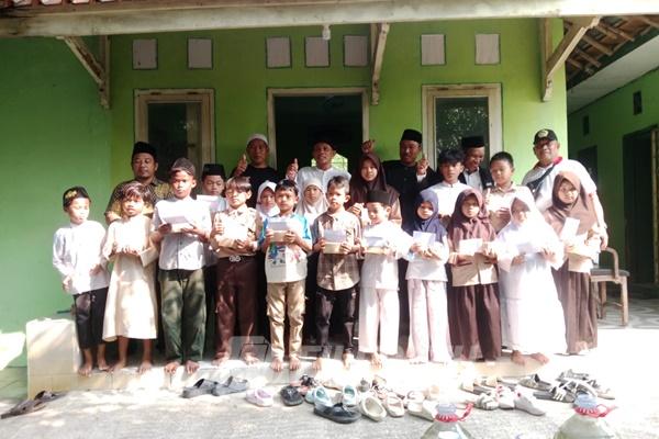Kegiatan santunan bagi anak yatim