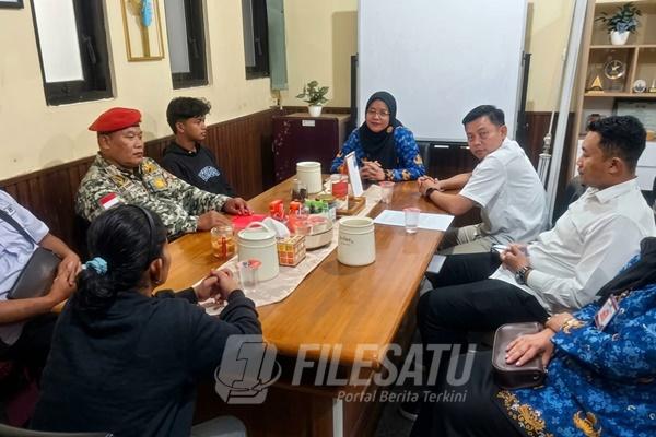 Proses mediasi penanganan penahanan ijazah alumni SMP 10 November Budura