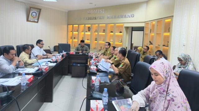KPU dan Komisi I DPRD Karawang Bahas Pra KUA-PPAS 2027