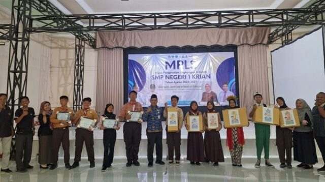 MPLS Ramah SMPN 1 Krian Berakhir, Sekolah Perkuat Karakter dan Budaya Prestasi