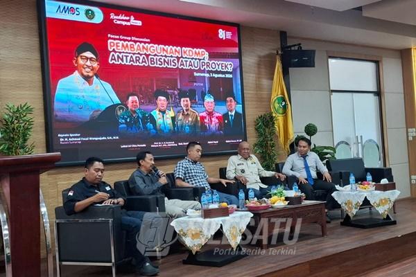 FGD Koperasi Desa-Kelurahan Merah Putih (KDKMP) yang digelar AMOS di Auditorium UNIBA Madura membahas tata kelola dan pengembangan ekonomi desa