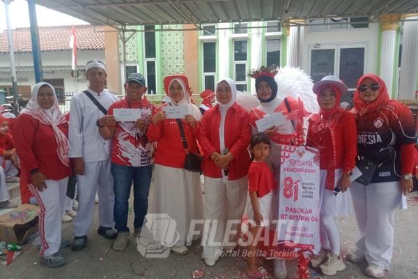 HUT RI ke-81 di Pinayungan Karawang Meriah