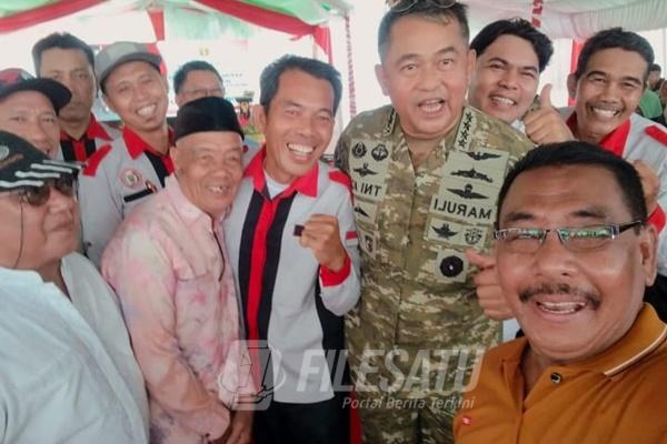 KSAD Jenderal TNI Maruli Simanjuntak usai Resmikan Jembatan Gantung Garuda di OKU