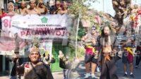 Karnaval HUT Ke-81 RI, Warga Pagerwojo Tunjukkan Kekompakan Karnaval HUT Ke-81 RI, Warga Pagerwojo Tunjukkan Kekompakan