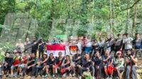 Komisi Pemilihan Umum (KPU) Kabupaten Karawang menggelar kegiatan Fun Hiking di Gunung Sanggabuana, K