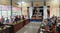 Mediasi antara PT Karya Inti Tani (PT KIT) dan masyarakat Desa Kurup