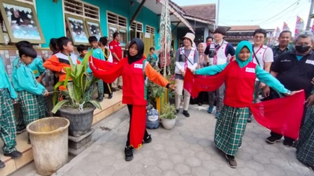 Tari Cucuk Lampah sambut Delegasi JRCS Jepang