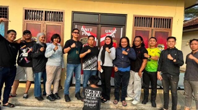 Unit II Anak PPA Satres PPA PPO Polres OKU mengamnakan pelaku kekerasan terhadap bayi 3 bulan