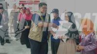 epala Bulog Subdivre Tulungagung, Yonas Haryadi Kurniawan, Secara simbolis memberikan 30kg Kepada PBP kelurahan Tanjungsari Kota Blitar