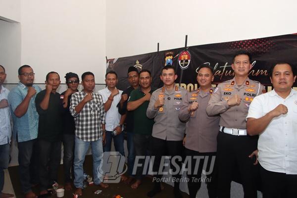 Kapolresta Sumenep Melaksanakan Kunjungan Silaturahmi Ke Asosiasi Media Online Sumenep (AMOS)