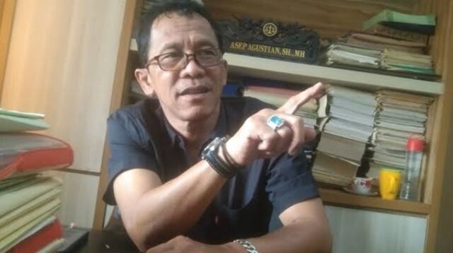 Ketua Peradi Karawang H. Asep Agustian, SH,MH
