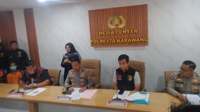 Konferensi Pers yang digelar Polresta Karawang