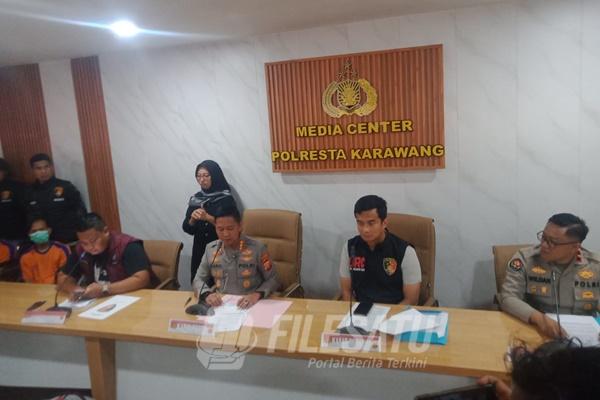 Konferensi Pers yang digelar Polresta Karawang