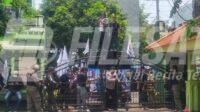 Gelar Aksi di Dikbud Sidoarjo, Tim Barata Pertanyakan Pengawasan ODL dan Revitalisasi Sekolah