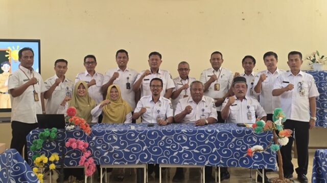 Keluarga Besar MKKS SMA-SMK Negeri Sumenep