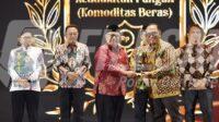 Pemkab Blitar Raih Dua Penghargaan Sekaligus