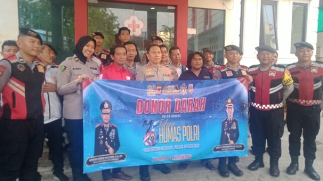 Polresta Karawang Bersama Wartawan Gelar Donor Darah Kemanusiaan