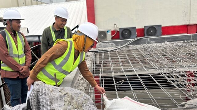 Sidak Proyek Gedung Mawar Merah Putih RSUD Notopuro